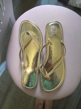 H2K Metallic Gold Women's Thong Sandals